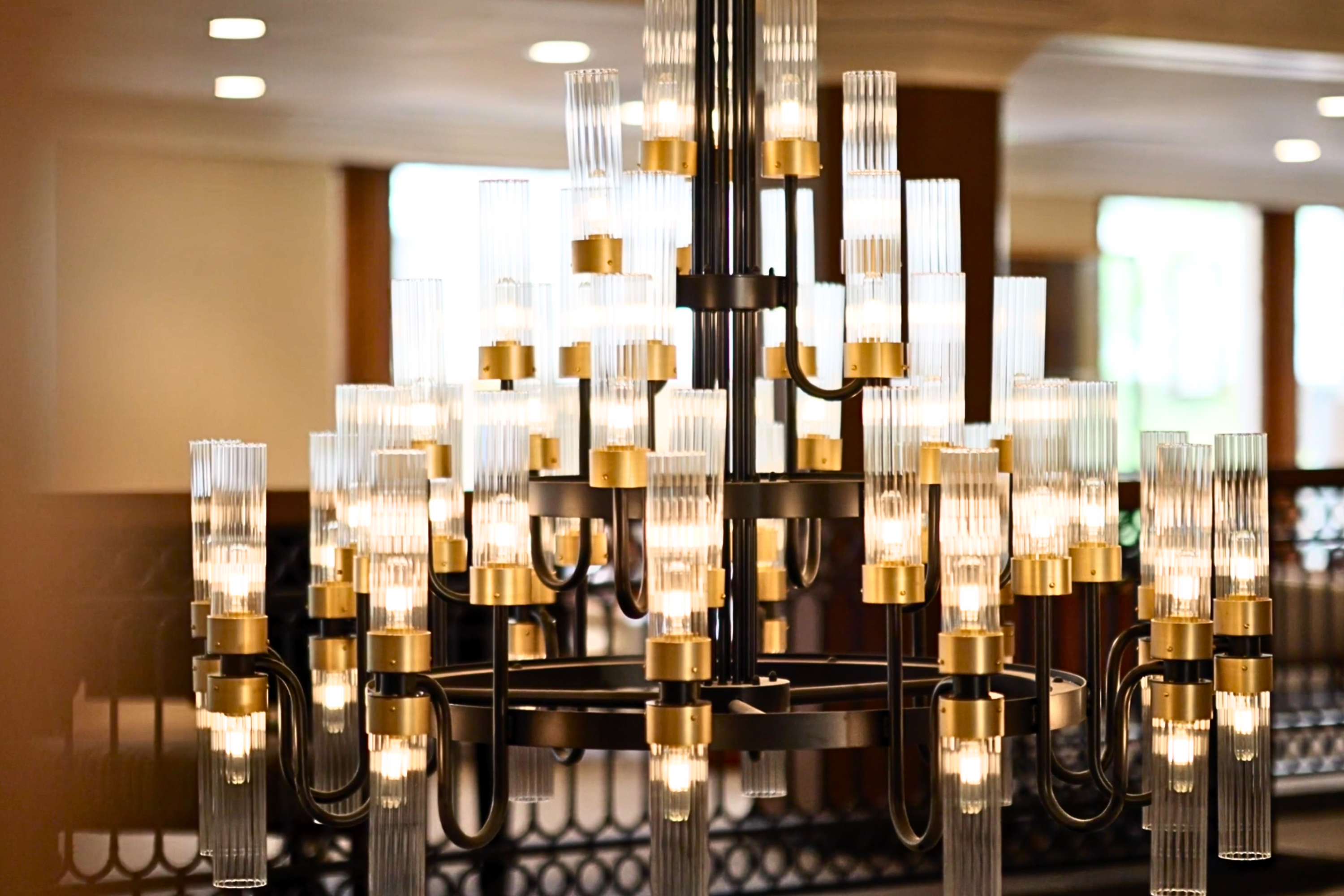 GORGEOUS LOBBY RECENTLY RENOVATED