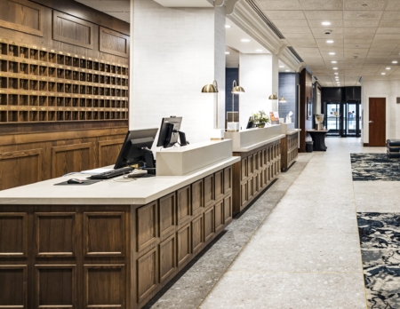 KAHLER GRAND LOBBY DESK