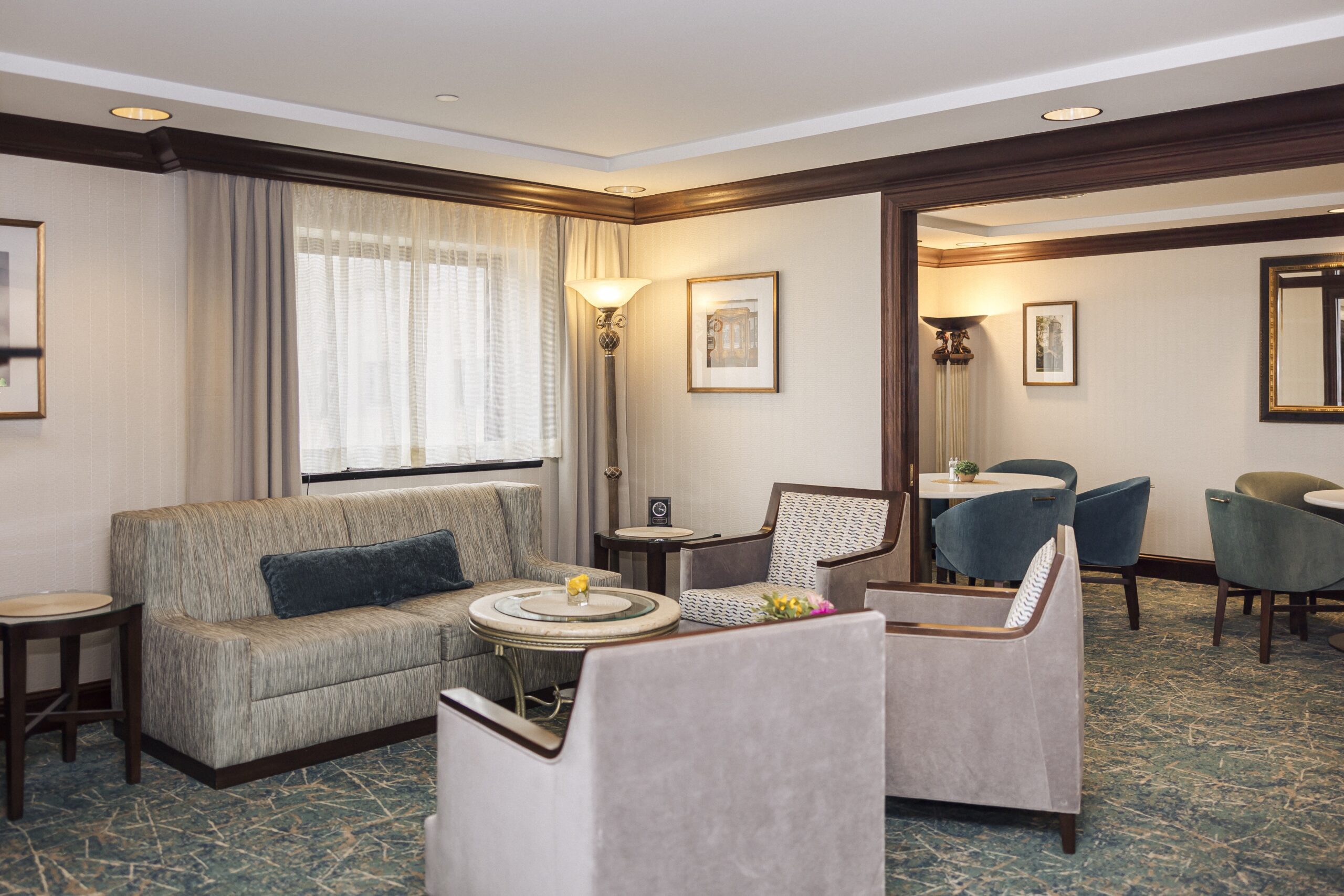 KAHLER GRAND LOUNGE AREA