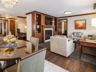 THE TOWERS | LUXURY SUITE WITH KITCHEN